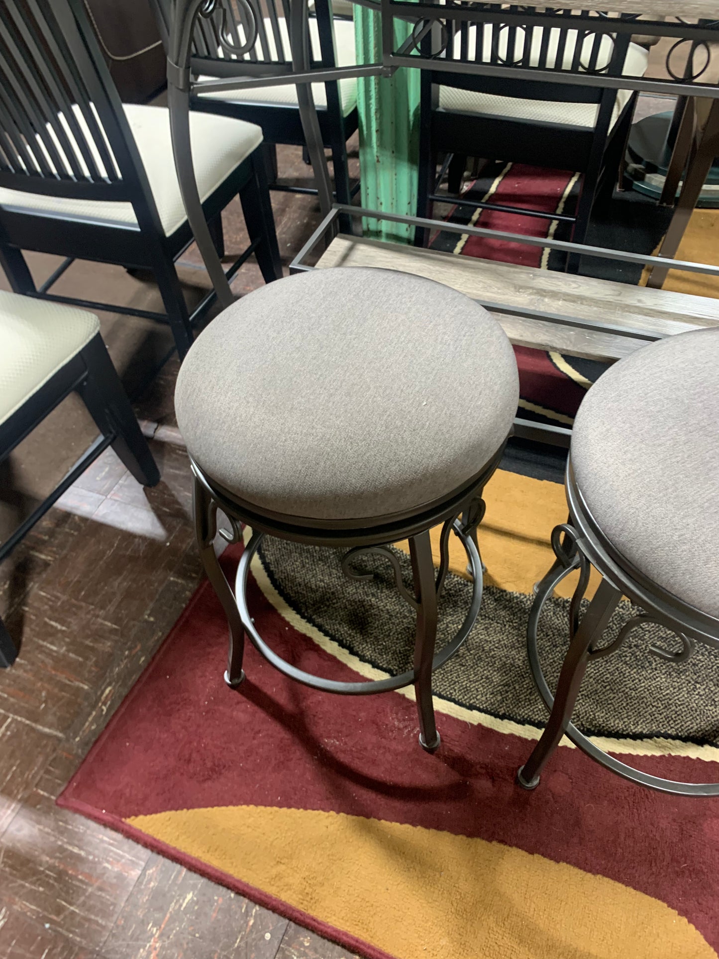 Sprite Bar (+2 Stools)